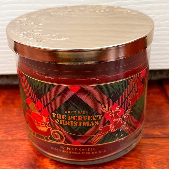 Bath & Body Works Other - BRAND NEW Bath & Body Works White Barn The Perfect Christmas 3-Wick Candle